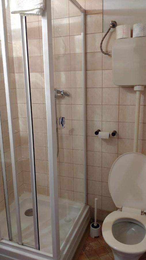 Penzion Encian Mýto pod Ďumbierom Extérieur photo