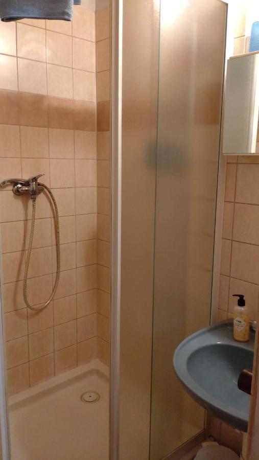 Penzion Encian Mýto pod Ďumbierom Extérieur photo