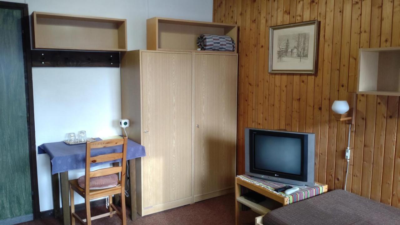 Penzion Encian Mýto pod Ďumbierom Extérieur photo