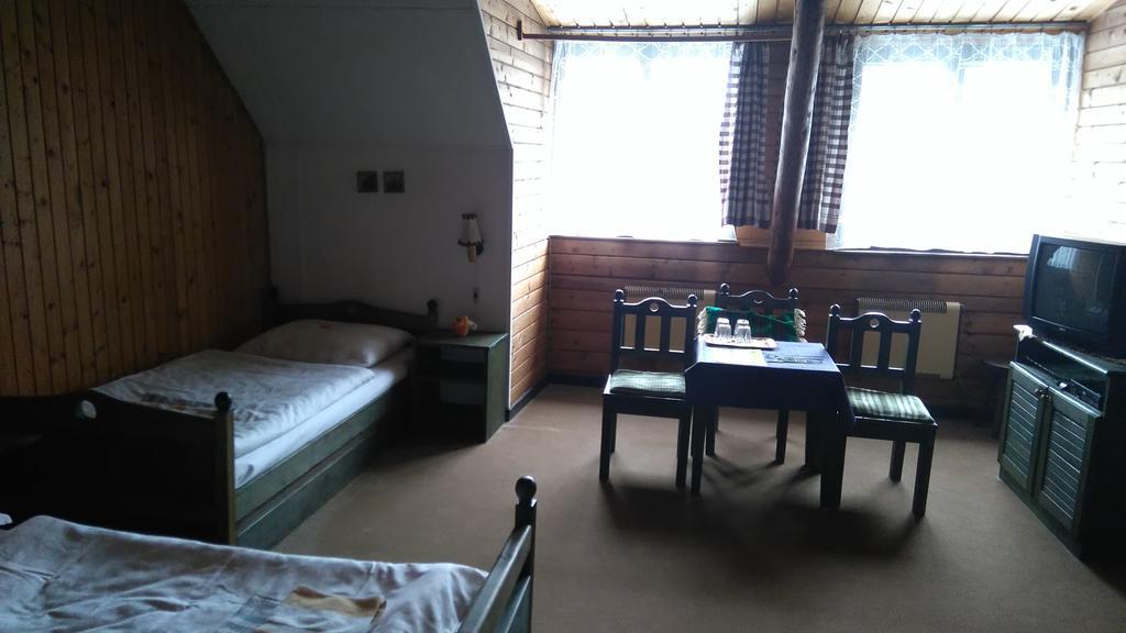 Penzion Encian Mýto pod Ďumbierom Chambre photo