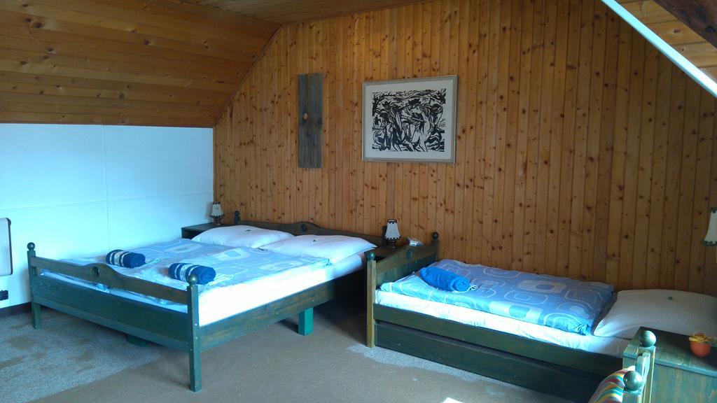 Penzion Encian Mýto pod Ďumbierom Extérieur photo