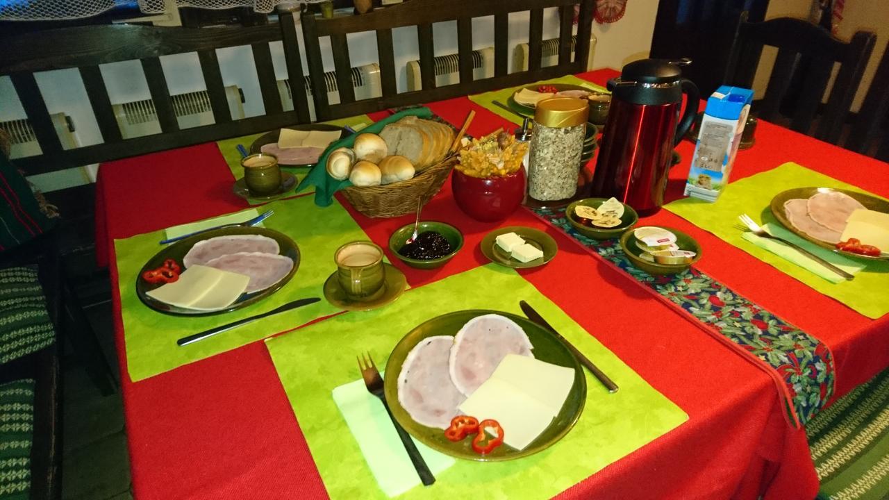 Penzion Encian Mýto pod Ďumbierom Extérieur photo